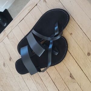 Black flat sandals